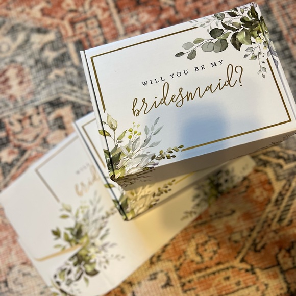 ‘will you be my bridesmaid?’ Boxes x 4 count never used - Picture 5 of 5